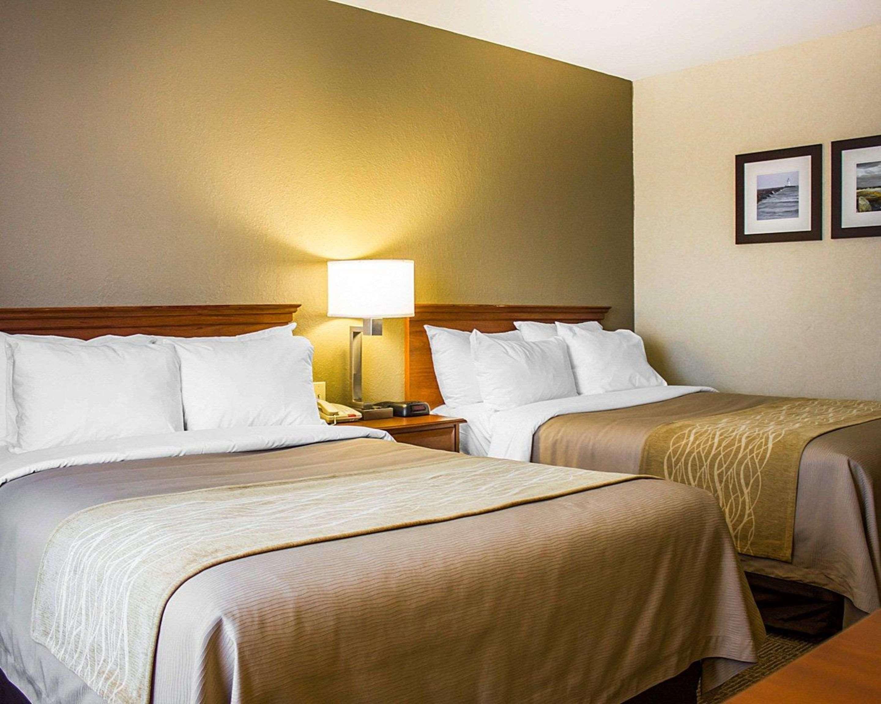 Comfort Inn Guilford Near I-95 エクステリア 写真