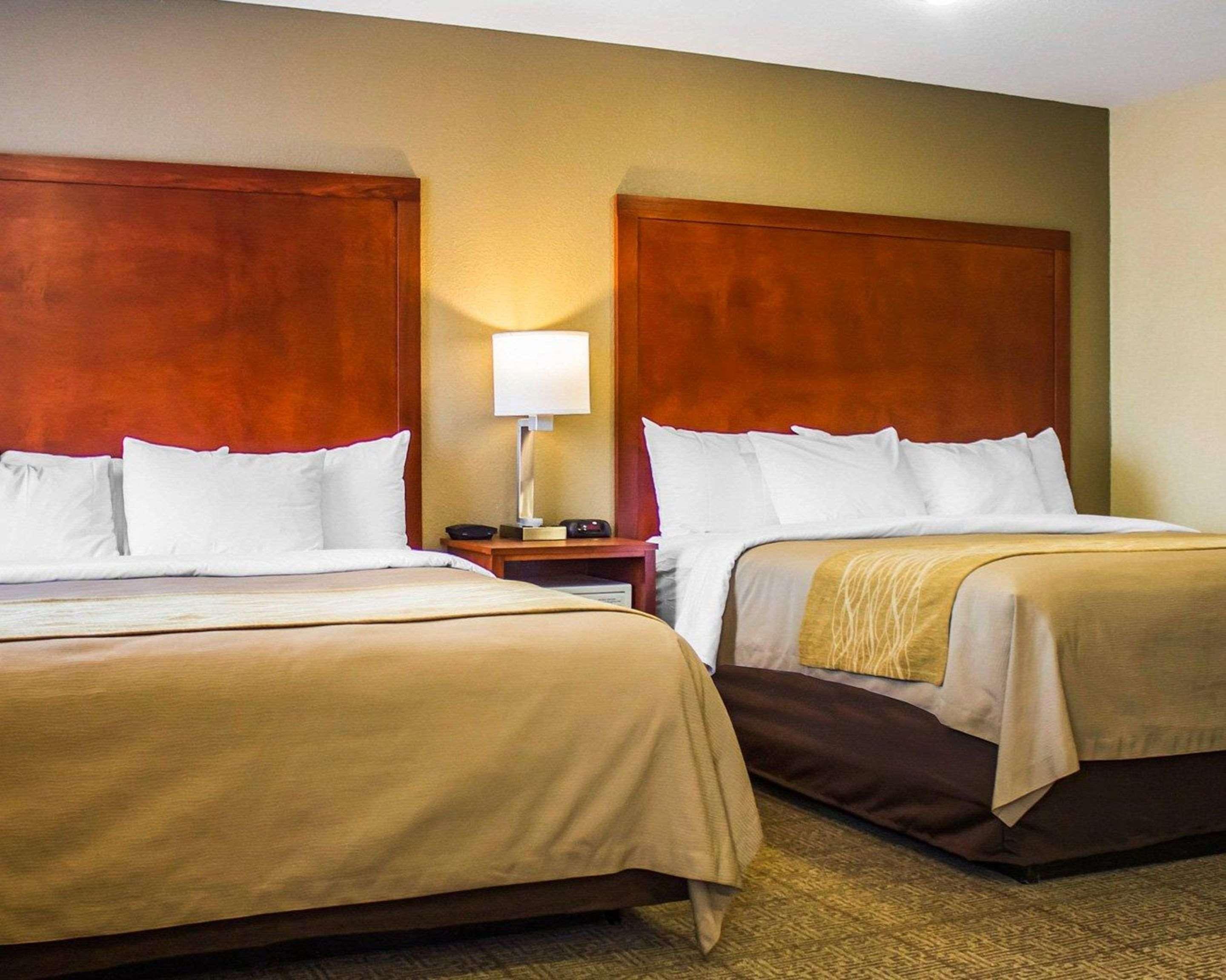 Comfort Inn Guilford Near I-95 エクステリア 写真