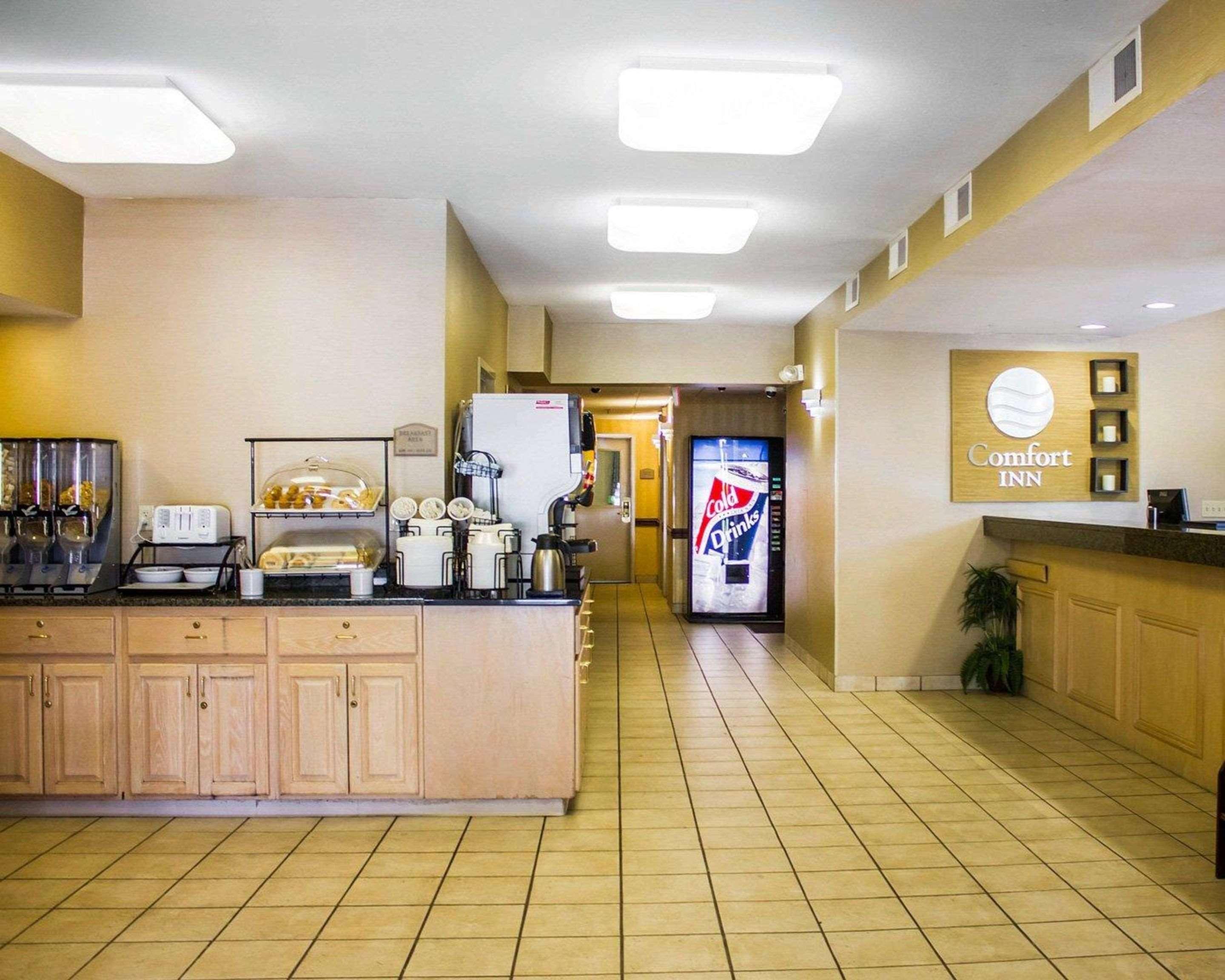 Comfort Inn Guilford Near I-95 エクステリア 写真