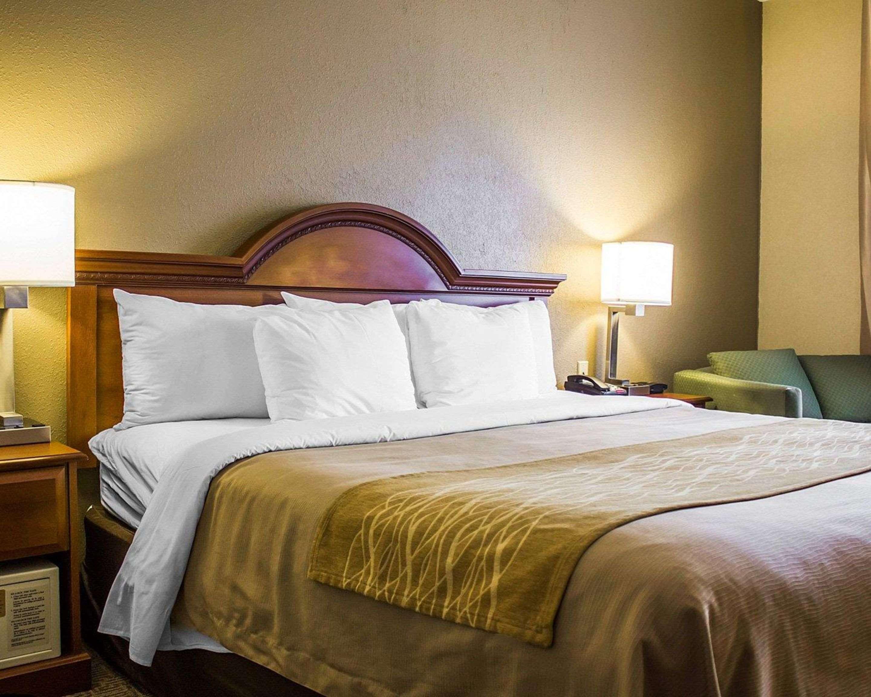 Comfort Inn Guilford Near I-95 エクステリア 写真