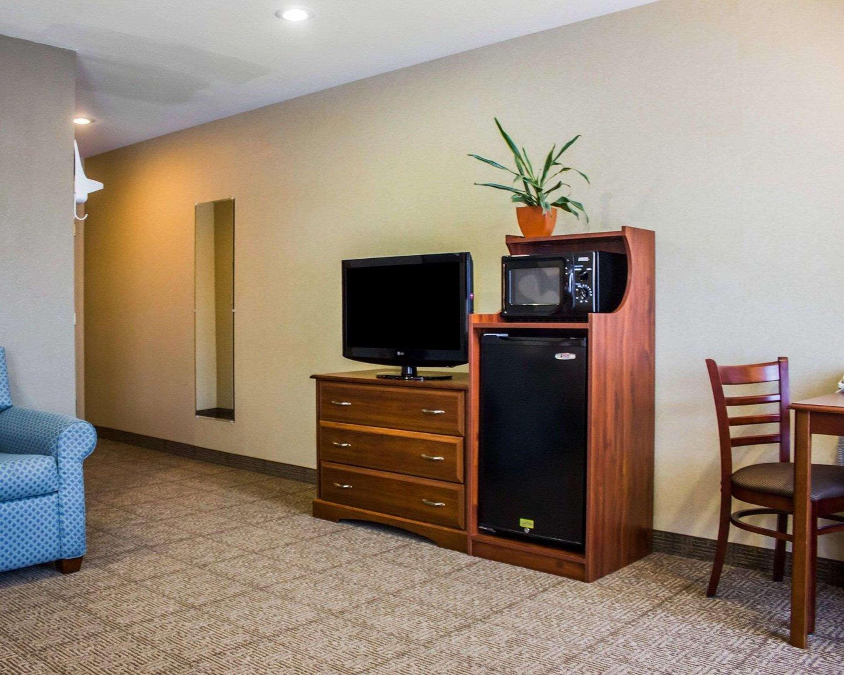 Comfort Inn Guilford Near I-95 エクステリア 写真