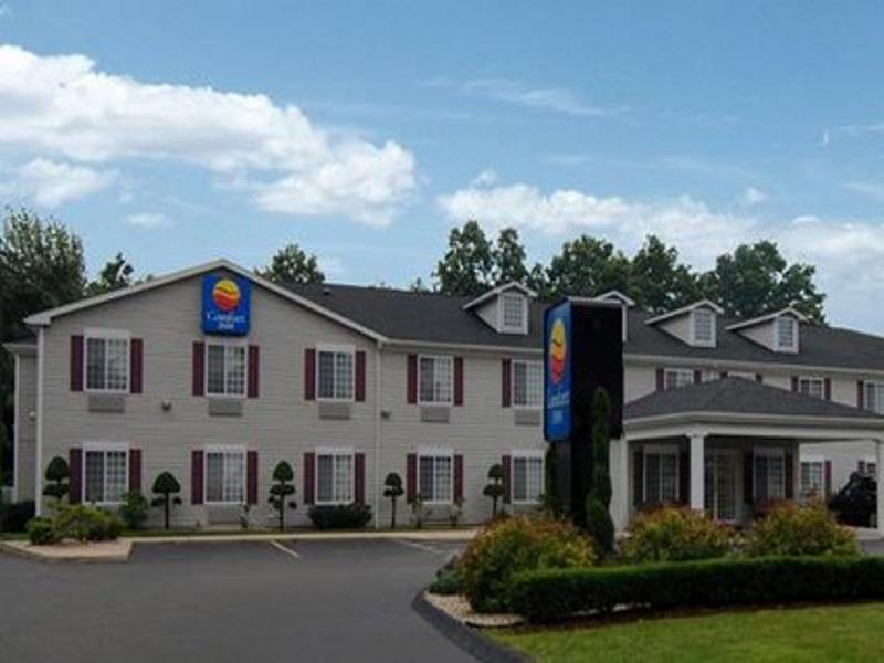 Comfort Inn Guilford Near I-95 エクステリア 写真