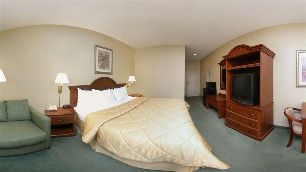 Comfort Inn Guilford Near I-95 エクステリア 写真