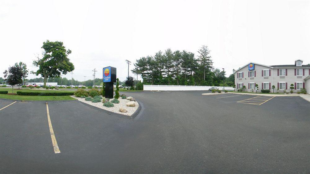 Comfort Inn Guilford Near I-95 エクステリア 写真