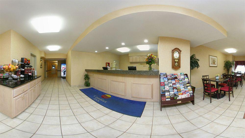 Comfort Inn Guilford Near I-95 エクステリア 写真